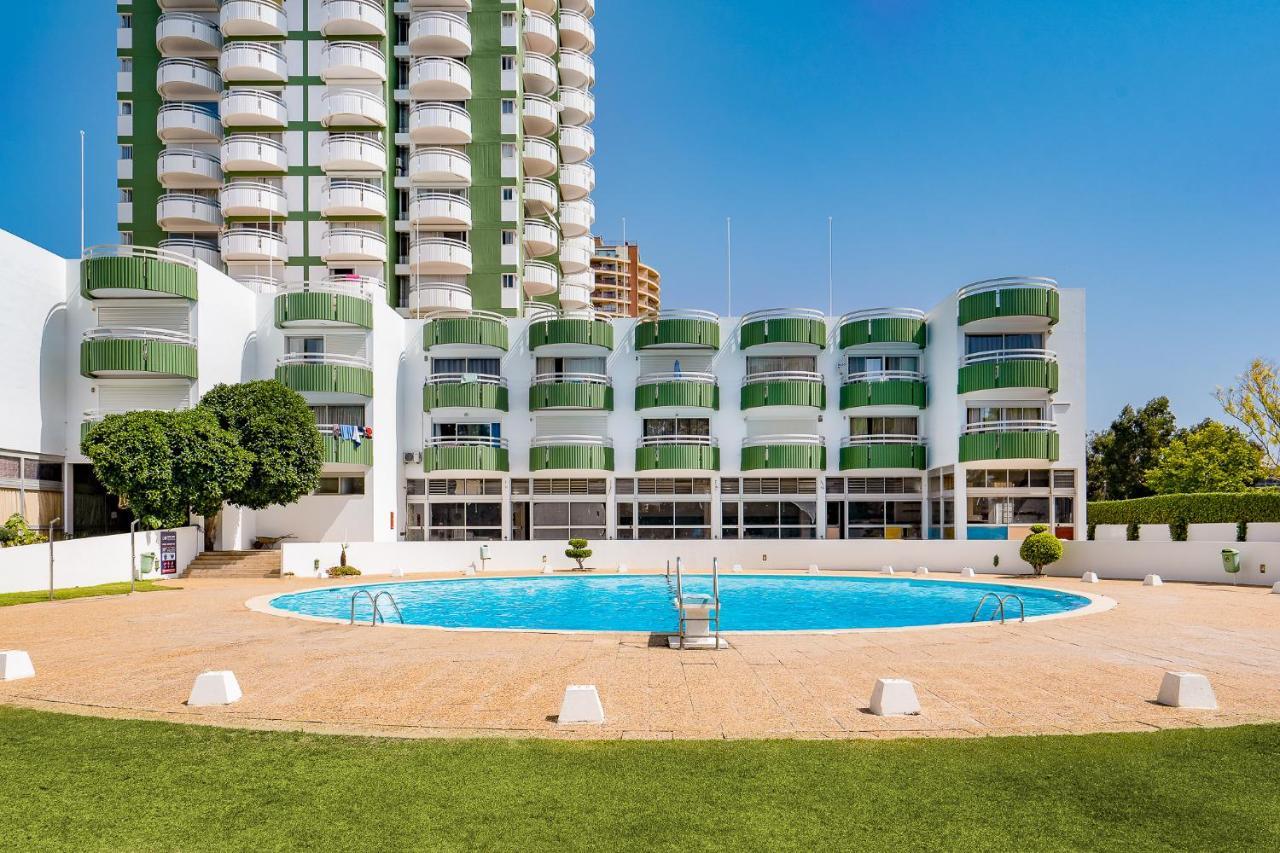 Charming Apartment W/ Pool&Balcony in Portimão by LovelyStay Exterior foto